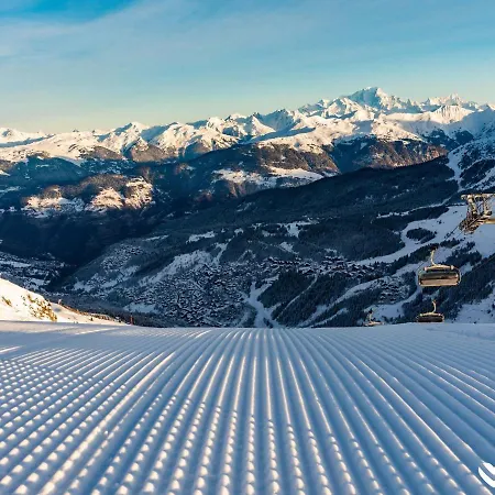 Duplex Lumineux A Meribel Avec Cheminee, Terrasse Et Acces Aux Pistes - Fr-1-566-31 Les Allues
